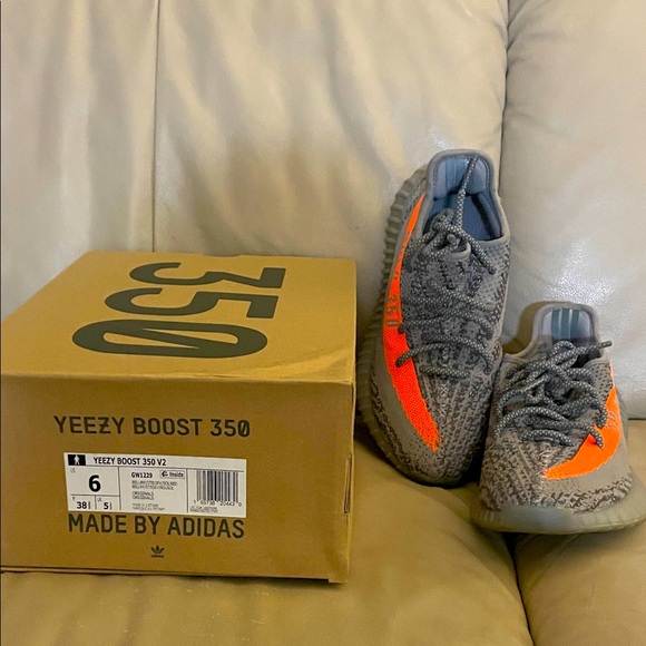 Adidas Yeezy Boost 350 V2 Gray with Orange Highlights - Picture 1 of 2